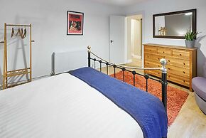 Host Stay Garden Flat