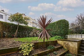 Host Stay Garden Flat