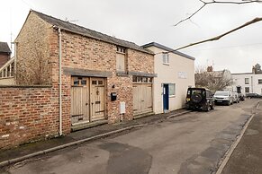 Coach House - Lovely Home in Cheltenham