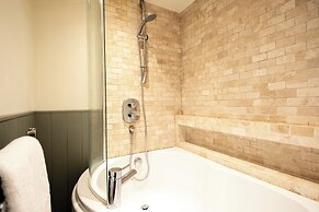 Coach House - Lovely Home in Cheltenham