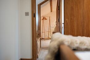 Coach House - Lovely Home in Cheltenham