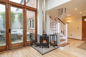 Coach House - Lovely Home in Cheltenham