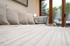 Coach House - Lovely Home in Cheltenham