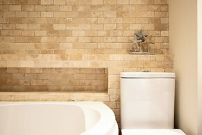 Coach House - Lovely Home in Cheltenham