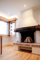 Alpine Mountains Retreat by Sea N' Rent