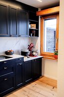 Alpine Mountains Retreat by Sea N' Rent