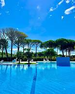 Spacious Apartment by the Beach - Tulipani