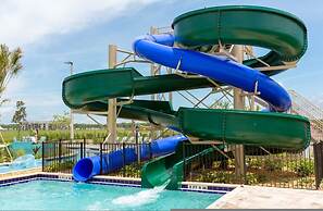 Amazing 4bdr Near Parks w Pool