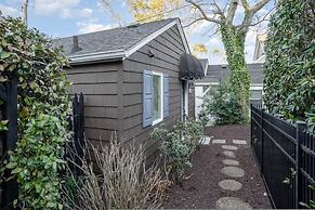 Little Coastal Cottage - Cute 1 1