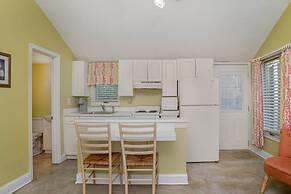 Little Coastal Cottage - Cute 1 1