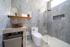 4-Storey Villa Mare with Seaview Pool