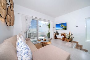 4-Storey Villa Mare with Seaview Pool