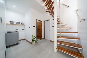 4-Storey Villa Mare with Seaview Pool