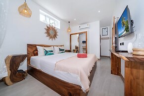 4-Storey Villa Mare with Seaview Pool