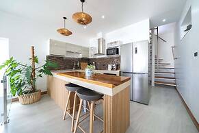 4-Storey Villa Mare with Seaview Pool