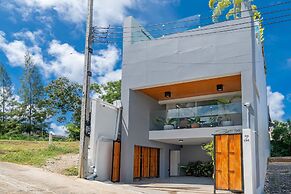 4-Storey Villa Mare with Seaview Pool