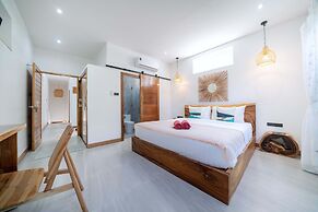 4-Storey Villa Mare with Seaview Pool