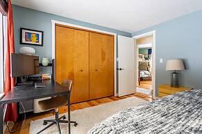 Ski Hike Lodge 5BR w Fire Pit Cozy Spaces