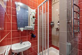 Comfortable Apartments near the metro.