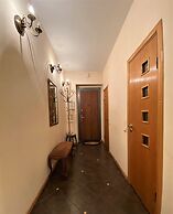 Comfortable Apartments near the metro.