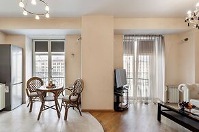 Comfortable Apartments near the metro.