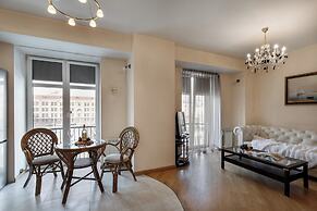 Comfortable Apartments near the metro.