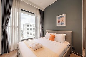 Emily Madison Luxury Ho Chi Minh Center