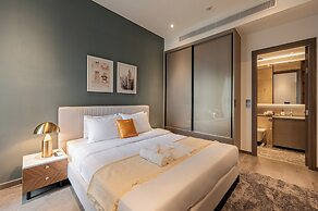 Emily Madison Luxury Ho Chi Minh Center