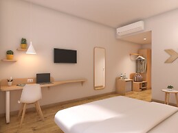 Bloom Hotel - DLF Cyber City