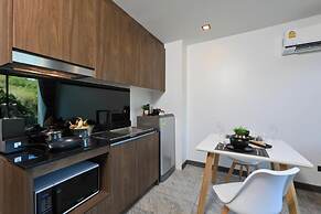 Naiharn Loft near Beach UTL B325