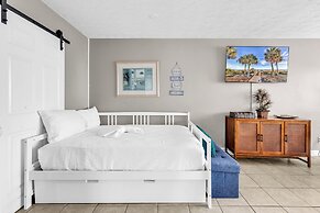 Bluewater Resort 307AB