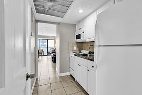 Bluewater Resort 307AB