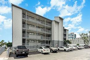 Bluewater Resort 307AB