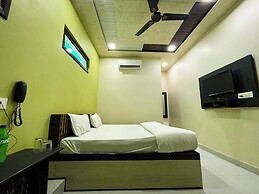 Hotel Pragati Heights