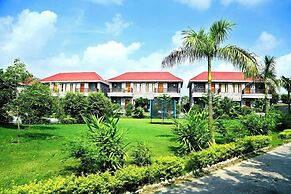 Crestmont Manral Resort Jim Corbett