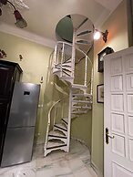 Unique Sunlit House Overlooking the Acropolis