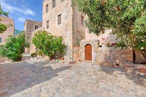 Telesilla House Monemvasia
