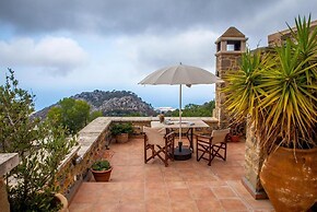 Smaragda Art Country House