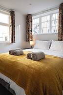 Gorgeous 1 BD in Central Cheltenham