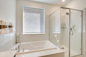 15 Mi to Dtwn Sacramento: Newly Built Home!