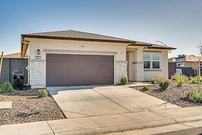 15 Mi to Dtwn Sacramento: Newly Built Home!