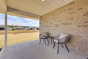 11 Mi to Ocean: Home w/ Pool Access in Palm Coast