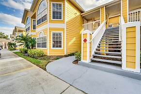 7 Mi to Disney: Condo w/ Pool & Hot Tub Access!