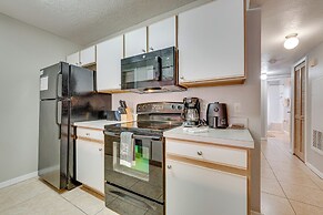 7 Mi to Disney: Condo w/ Pool & Hot Tub Access!