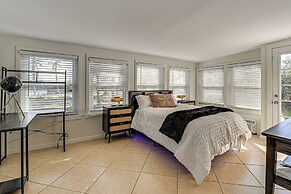 1 Mi to Bonita Beach Park: Chic Canal-front Home!