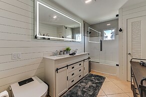 1 Mi to Bonita Beach Park: Chic Canal-front Home!