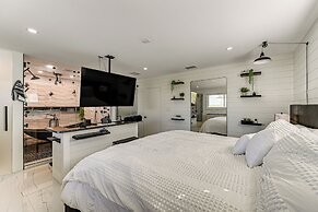 1 Mi to Bonita Beach Park: Chic Canal-front Home!