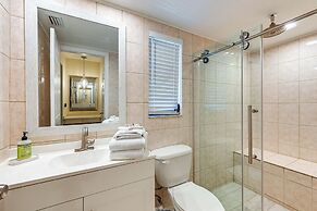 Hot Tub & Heated Pool: Bonita Springs Getaway!