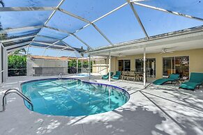 Hot Tub & Heated Pool: Bonita Springs Getaway!