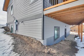 2 Mi to Granby Ranch: Cozy Mountain-view Getaway!